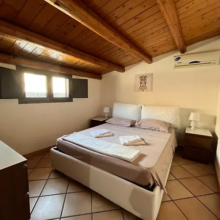Dom wakacyjny Nikuzza House Noto